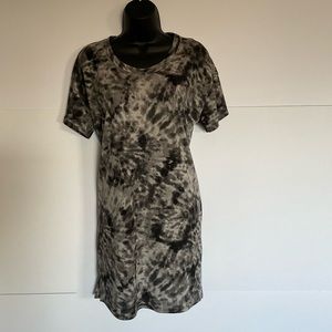 Jenni intimates -nighty. XS